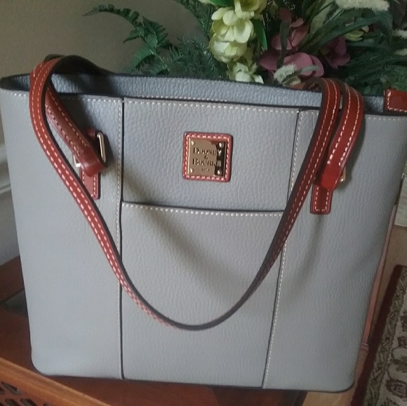 Dooney & Bourke Handbags - Dooney &Bourke Lexington tote new